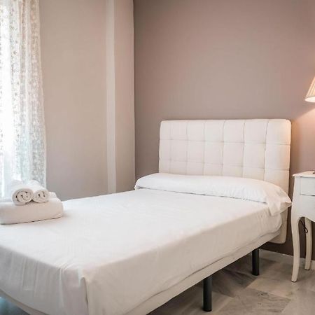 Apartamento Centrico Frente Villa Oniria Granada Luaran gambar
