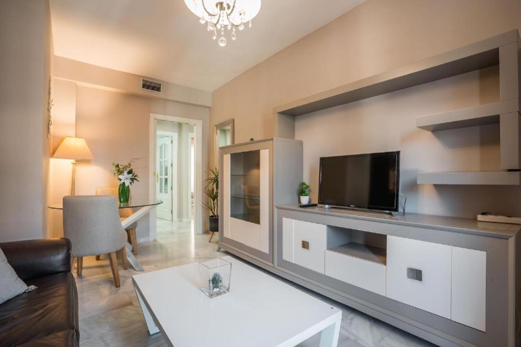 Apartamento Centrico Frente Villa Oniria Granada Luaran gambar
